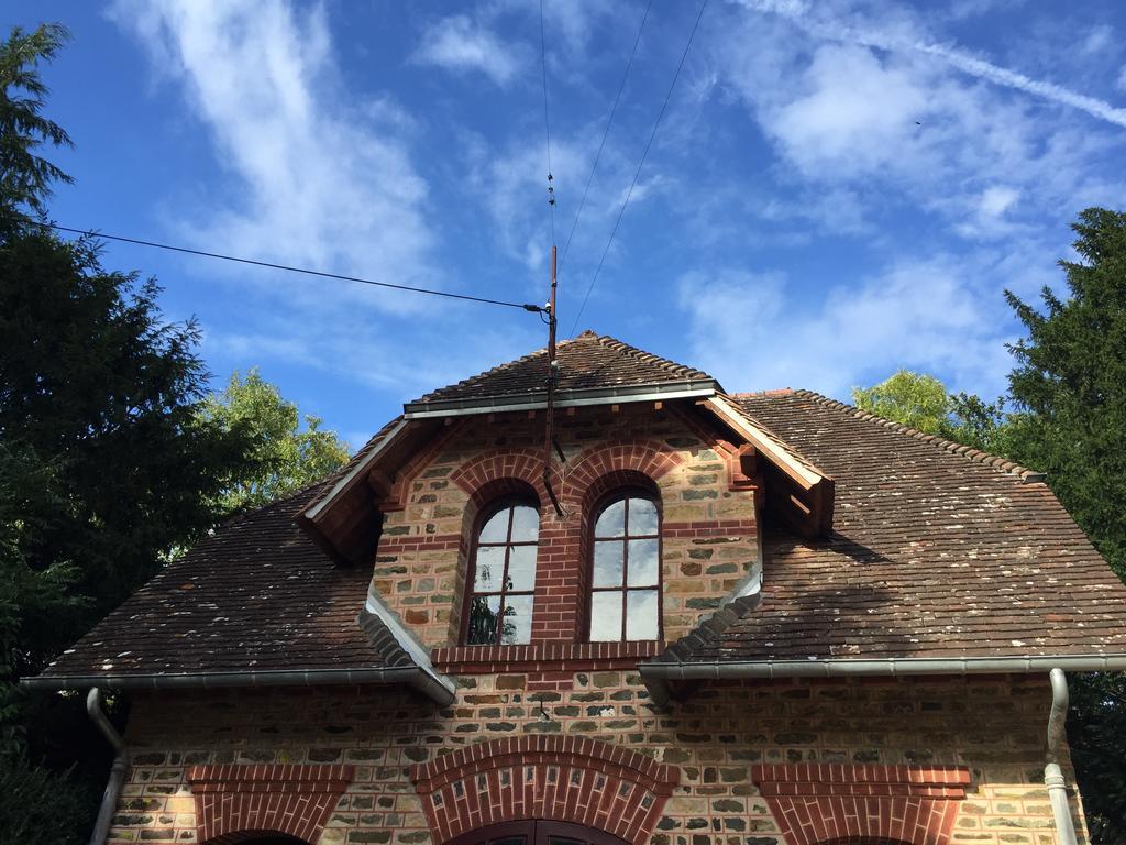 Le Manoir De Benedicte B&B Cahan Bagian luar foto